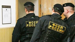 Помощь с судебными приставами